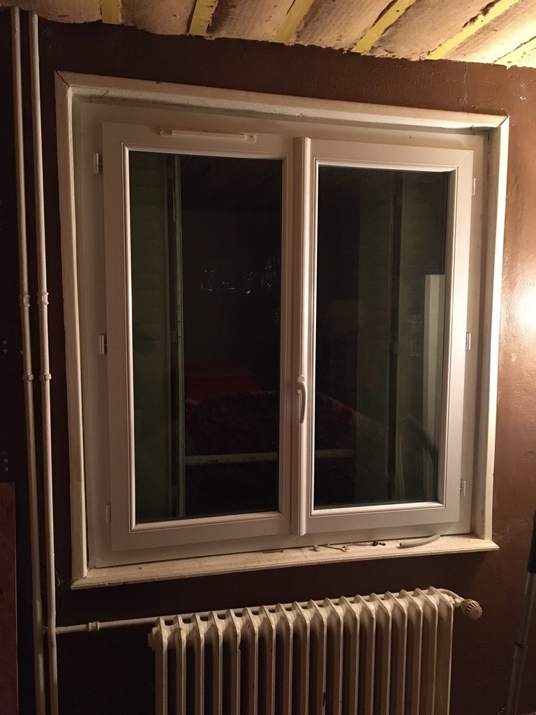 Fenêtre PVC 2 ouvrants