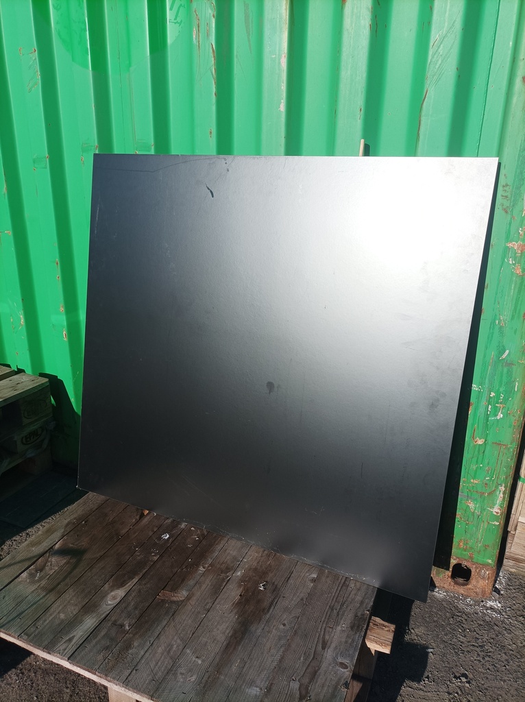 Panneau aggloméré noir