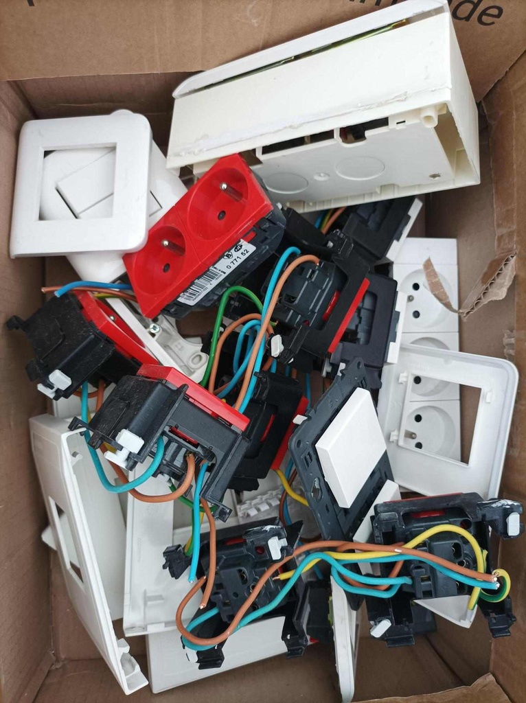 Bloc double interrupteur en saillie