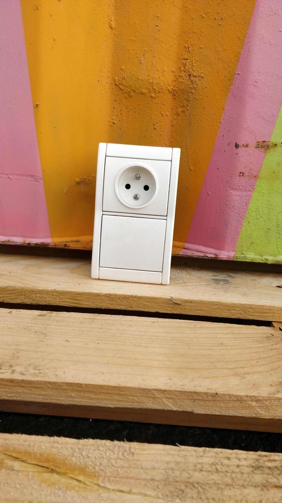 Bloc prise et interrupteur