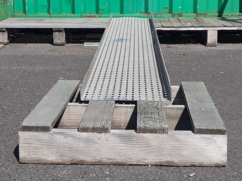 Chemin de câble 3000x400x50mm