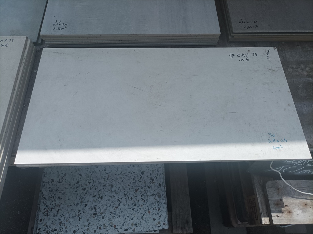 Lot 1.m² carrelage 0.8x0.4