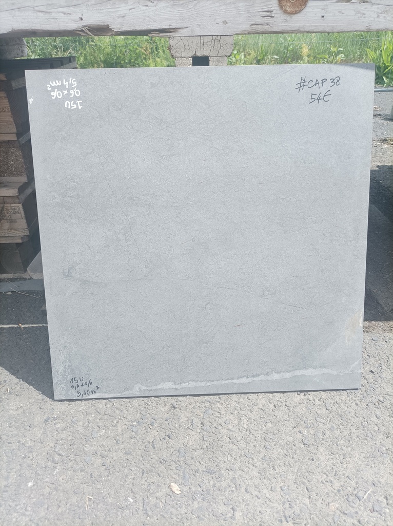 Lot 5,40m² carrelage 0.6x0.6