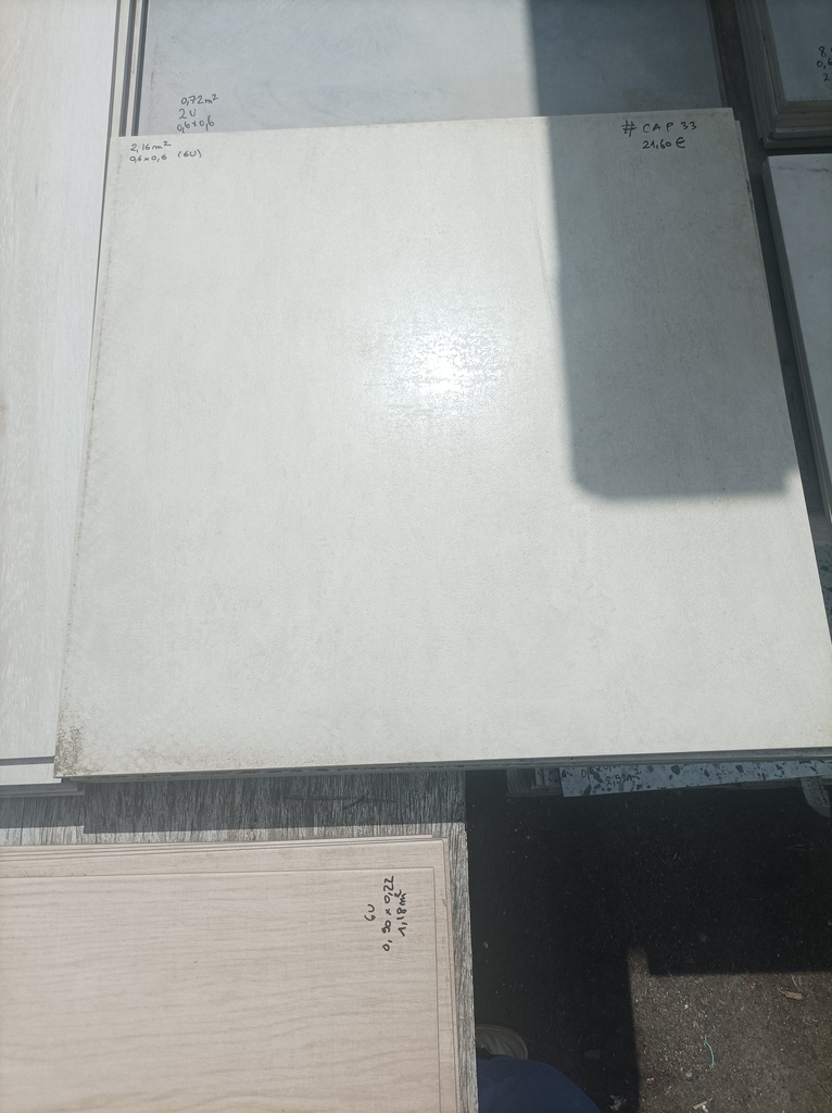 Lot 2,16m² carrelage 0.6x0.6 