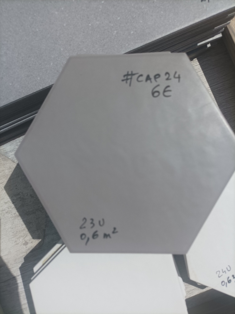 Lot 0,6m² carrelage 