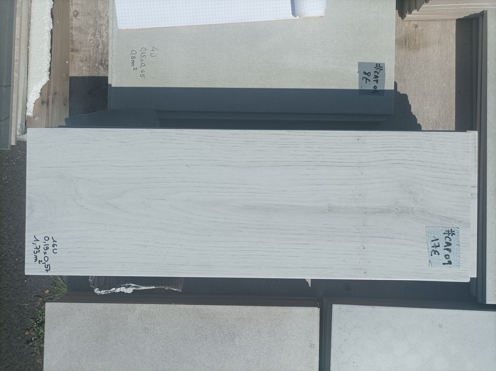 Lot 1,73m² carrelage 0,19x0,57 
