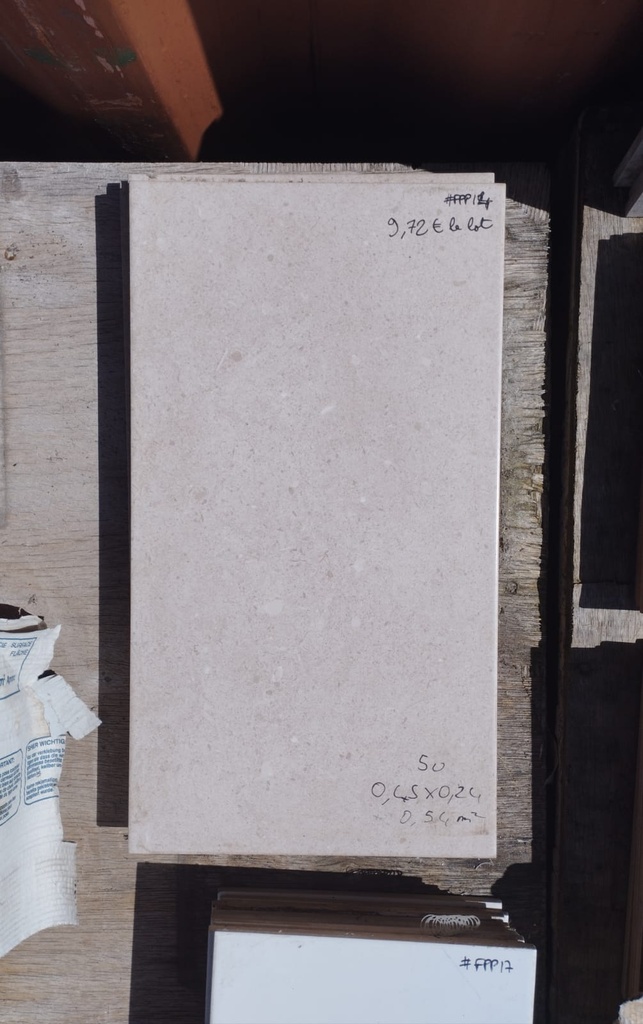 Lot 0,54m² faïence 0.45x0,24