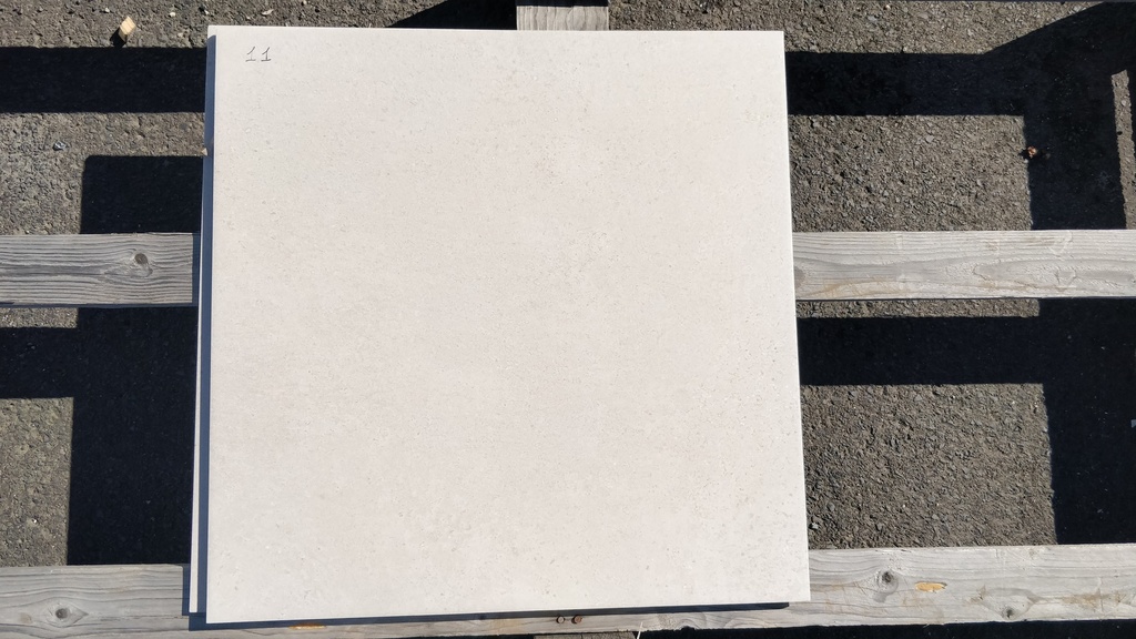 Lot 0.75m² carrelage 60x60cm (ép 8mm)