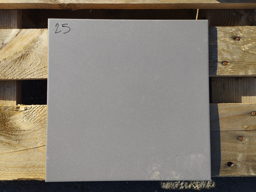 Lot 15m² carrelage 30x30cm (ép 5mm) 