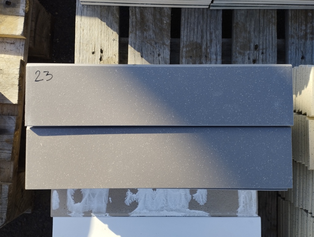 Lot 15ml plinthe 30x7cm (ép 7mm)