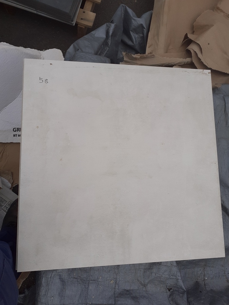 Lot 0.72m² carrelage 60x60cm (ép 10mm)
