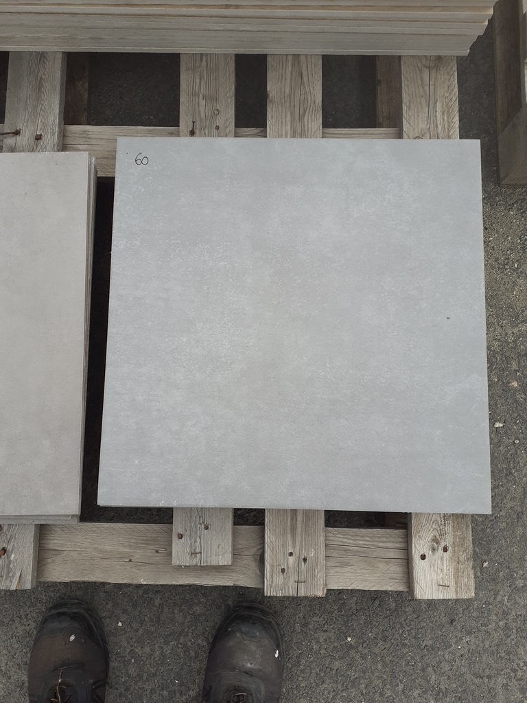 Lot 1.39m² carrelage 44,5x44,5cm (ép 8mm)