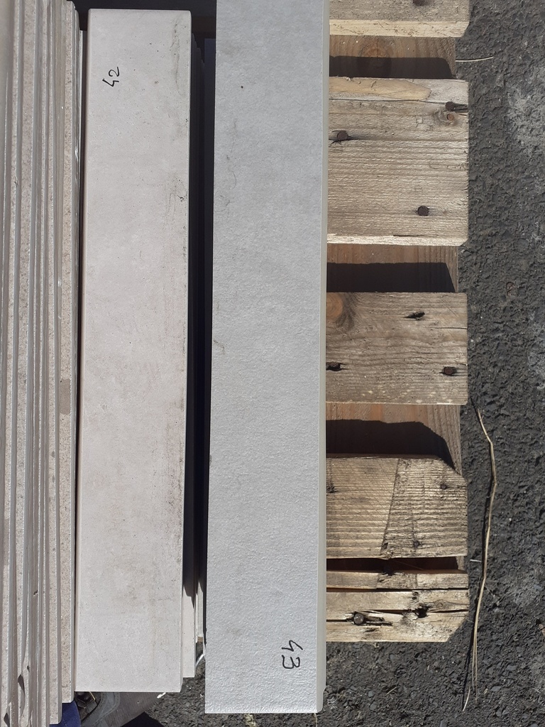 Lot 6.68ml plinthe 45x7cm (ép 9mm)