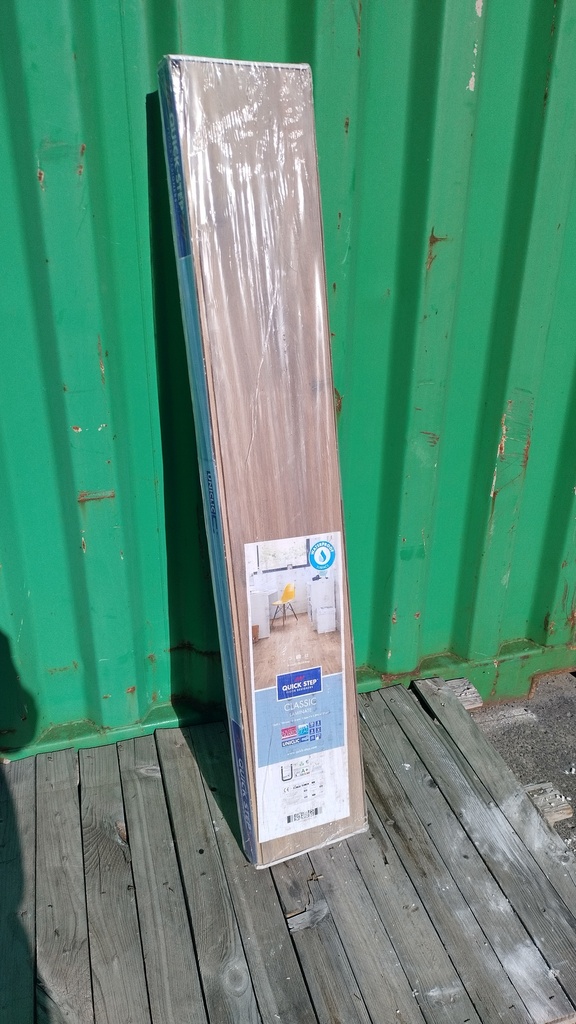 Lot de 3,18m2 de parquet stratifié quickstep
