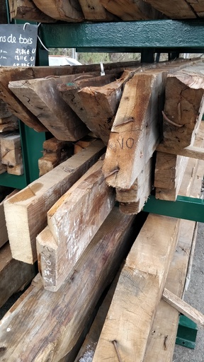 [#1262] Bois issu de charpente