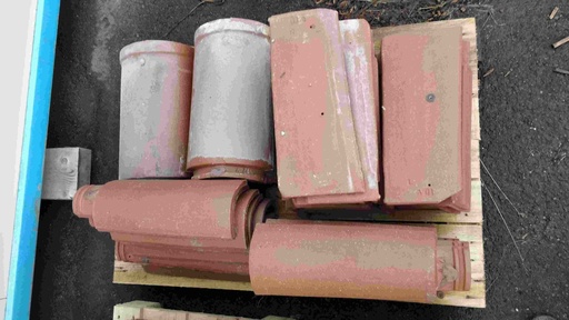 [#498] Tuile faitière ref SFAA5 F ste foy