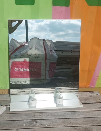 [ml001] Miroir lumière intégrée (L:1.06m x h:0.6m)