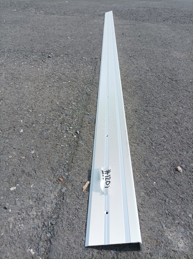 [#1201] Nez de marche alu à visser 35 * 100 mm