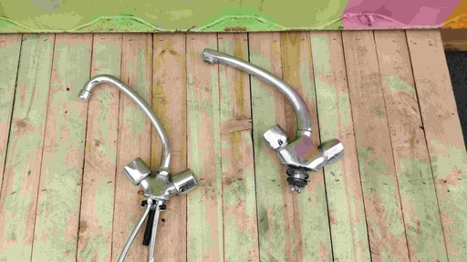 [#853] Robinet mélangeur de cuisine