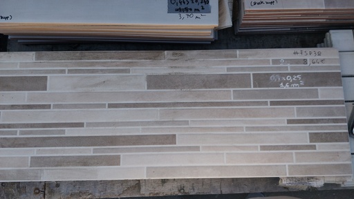 [#FSP38] Lot 1,6m² faïence 0,5x0,25