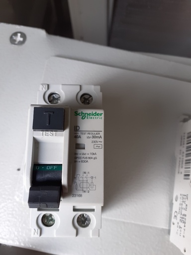 [260709EPO10] Interrupteur différentiel Scheider electric 40A 230V