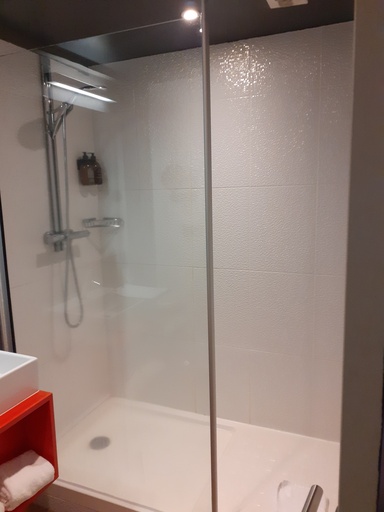 [260707VIA05] Paroi douche fixe L.101 x h.190/211 x e. 1,7cm 
