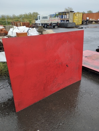 [260929EQU14] plaque de HPL rouge 1,65*1,17m, 8mm ep.
